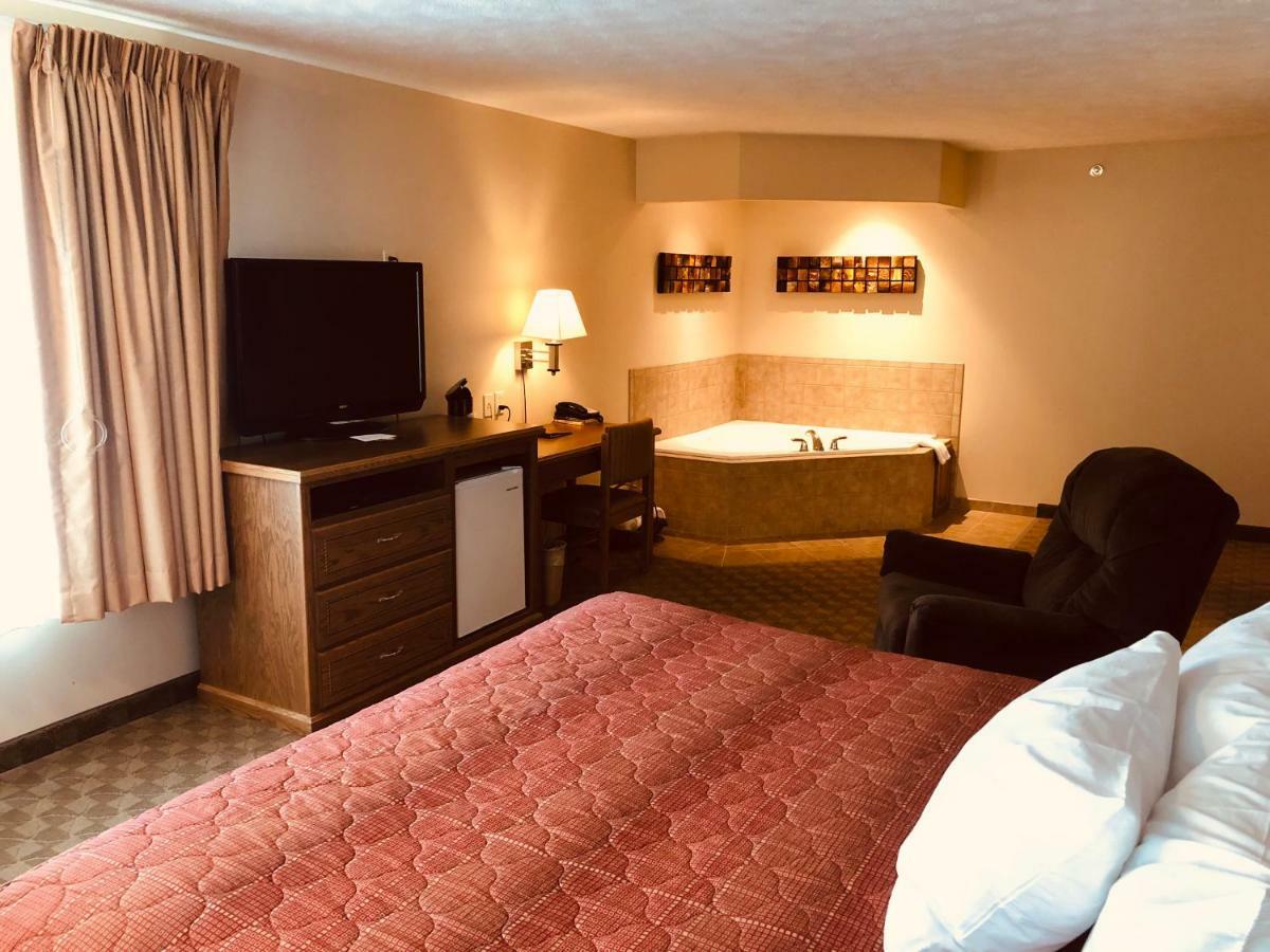 Shenandoah Inn & Suites Zewnętrze zdjęcie