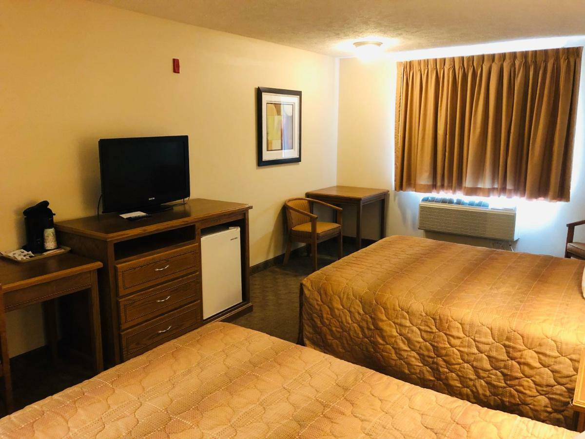 Shenandoah Inn & Suites Zewnętrze zdjęcie